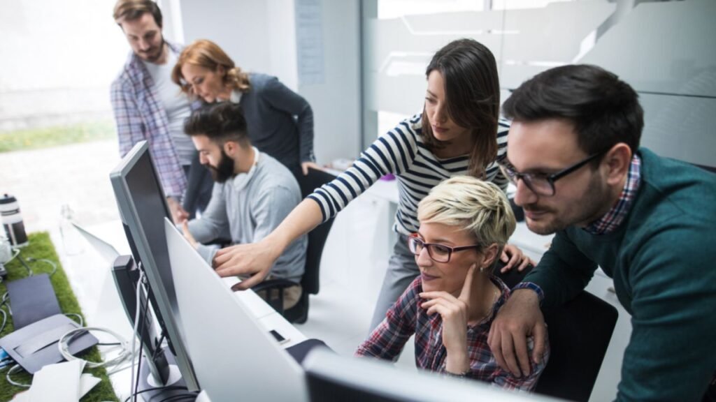 aajkitajikhabar .com